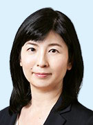小島明子氏