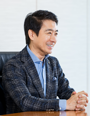 垣見俊之氏