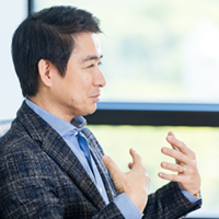 垣見俊之氏